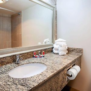 King Room Mobility accessible